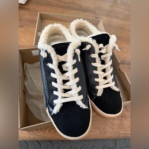 Zara Black and Cream Casual Sneakers